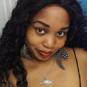 Meet your Posher, Leishelle